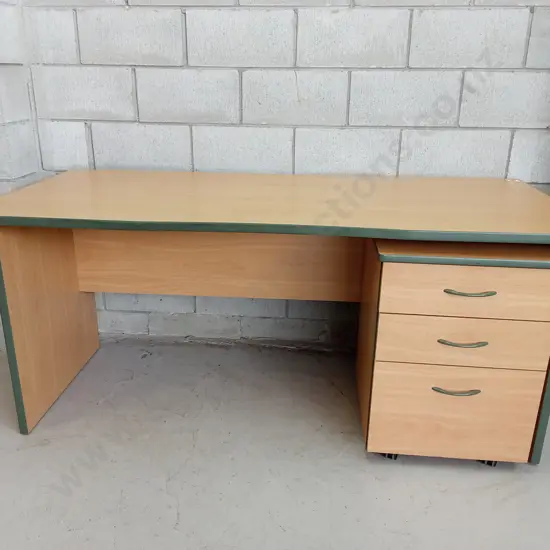 LARGE WOODEN DESK, EASY ASSEMBLY, H 74CM X W 171CM X D 76CM AND CABINET, H 67CM X W 49CM X D 53CM