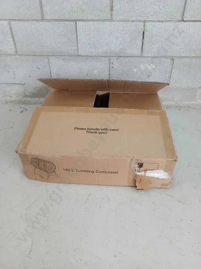BRAND NEW 140L TUMBLING COMPOSTER Image 1++