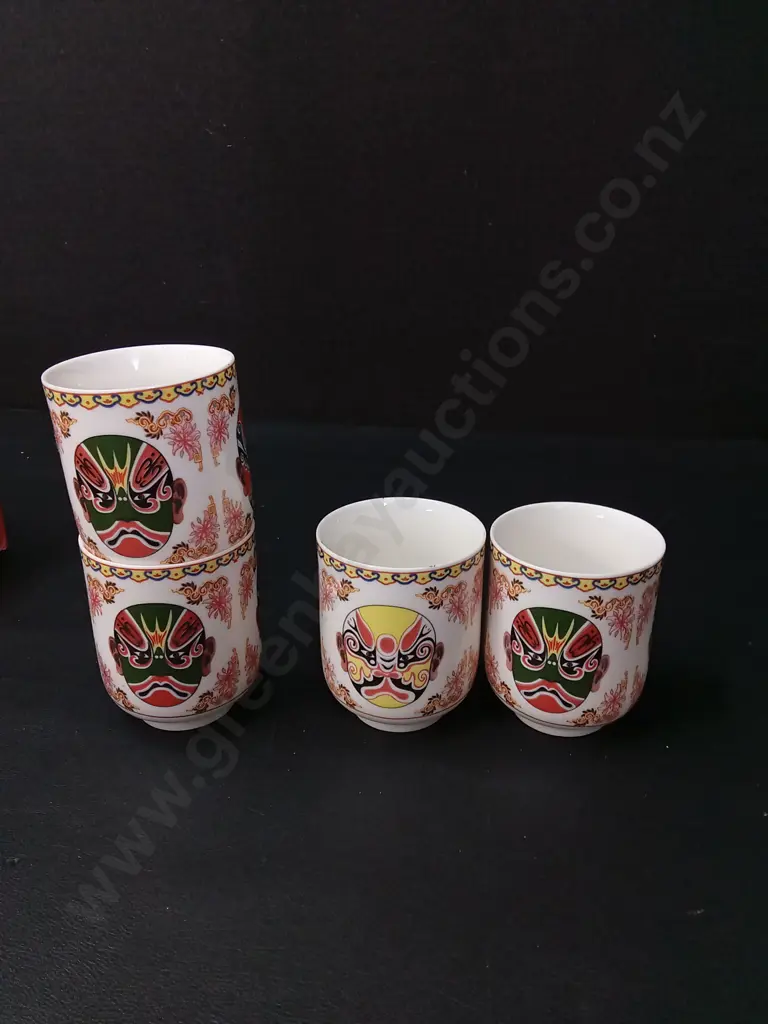 PORCELAIN CHINESE TEA SET DECORATED WITH OPERA FACE MASKS CUP H8CM Image 1++