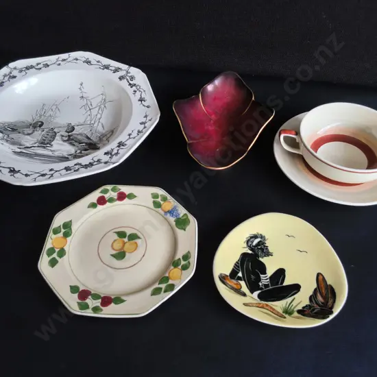 VINTAGE AND ART DECO CERAMIC DISHES, 6 PIECES, WIDEST DIA 26 CM