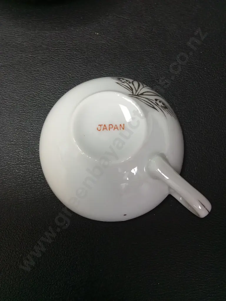 VINTAGE JAPANESE TEA SET, SAUCER D11CM, STAND MISSING A FOOT AS PICTURED Image 1++