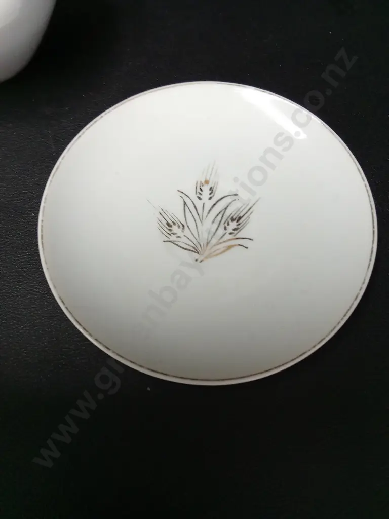 VINTAGE JAPANESE TEA SET, SAUCER D11CM, STAND MISSING A FOOT AS PICTURED Image 1++