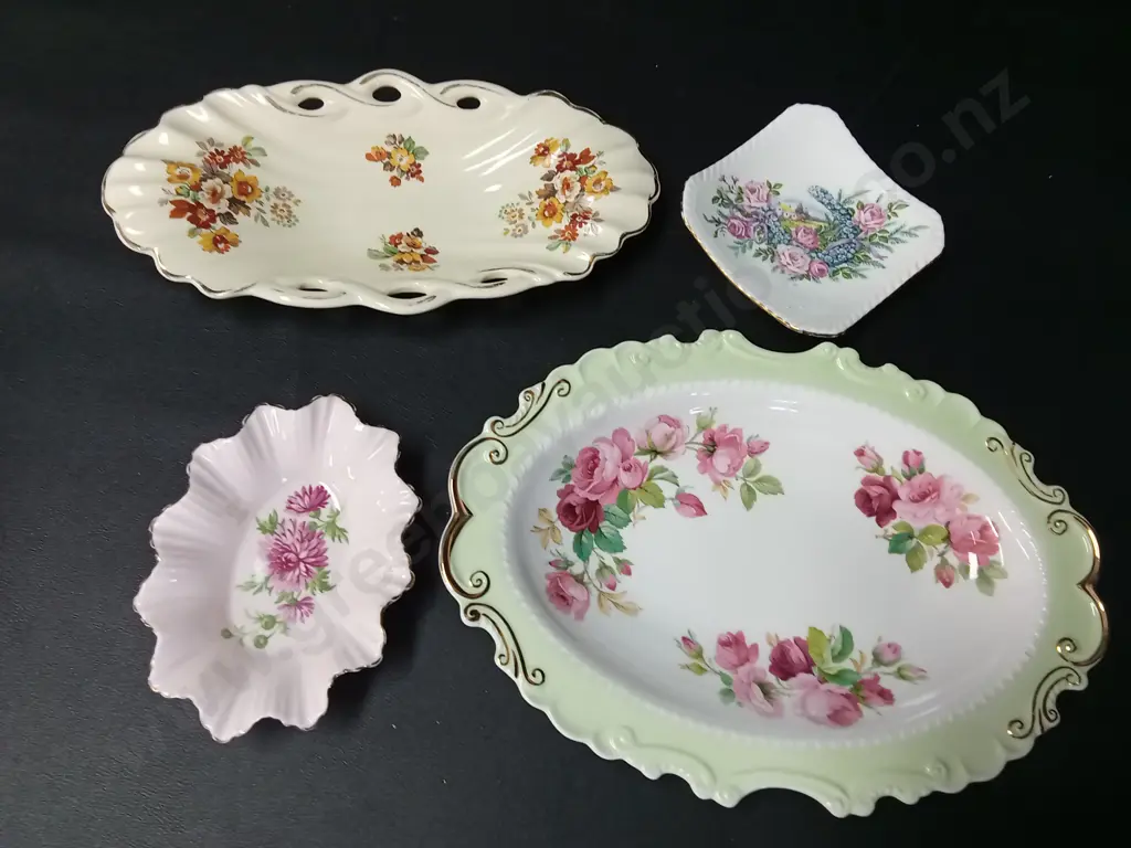 4 VINTAGE DISHES LARGEST L25.5CM INCLUDING ROYAL ALBERT, ROYAL STRAFFORDSHIRE, ADDERLEY FLORAL Image 1++