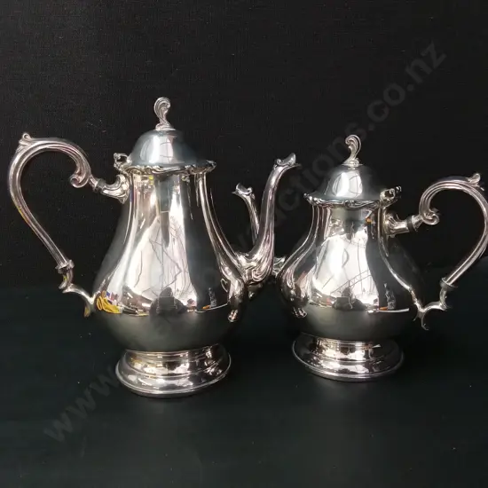 2 VINTAGE RODD AUSTRALIA SILVER PLATED TEAPOTS TALLEST H25CM