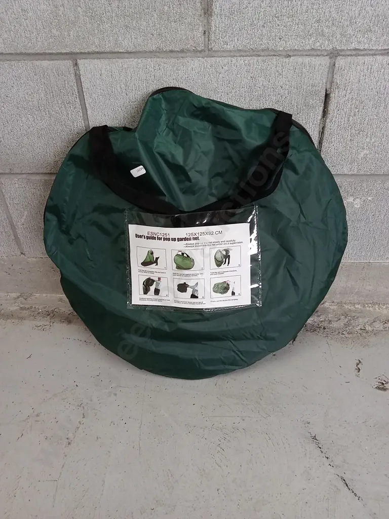 POP UP GARDEN NET, 125CM X 125CM X 92CM Image 1++
