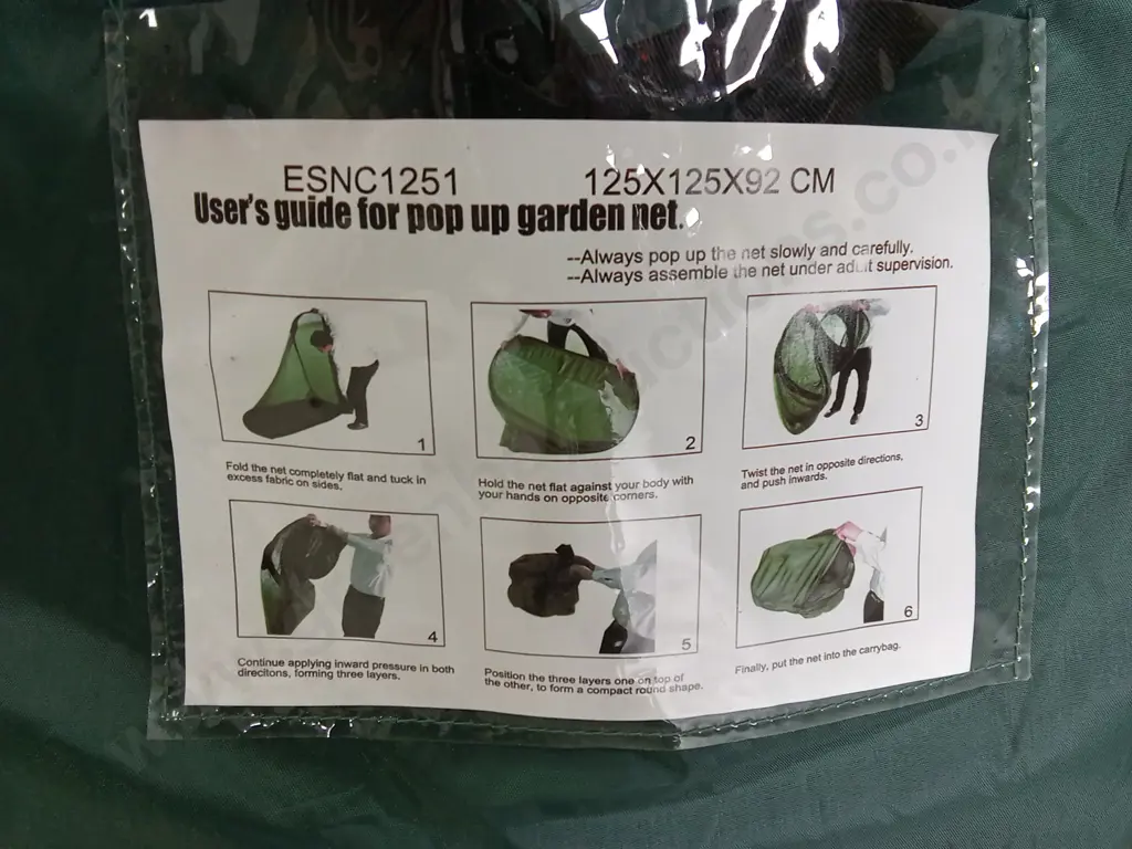POP UP GARDEN NET, 125CM X 125CM X 92CM Image 1++