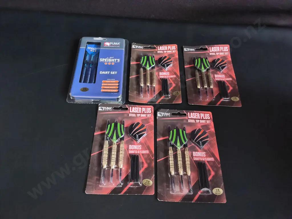 5 BRAND NEW PACKS OF DARTS Image 1++