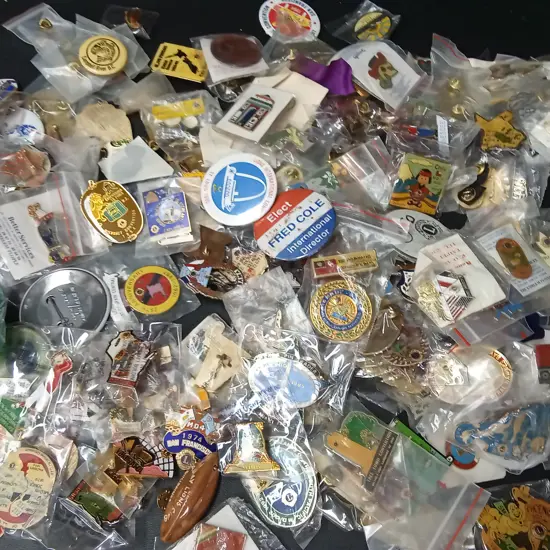 COLLECTION OF VINTAGE LION