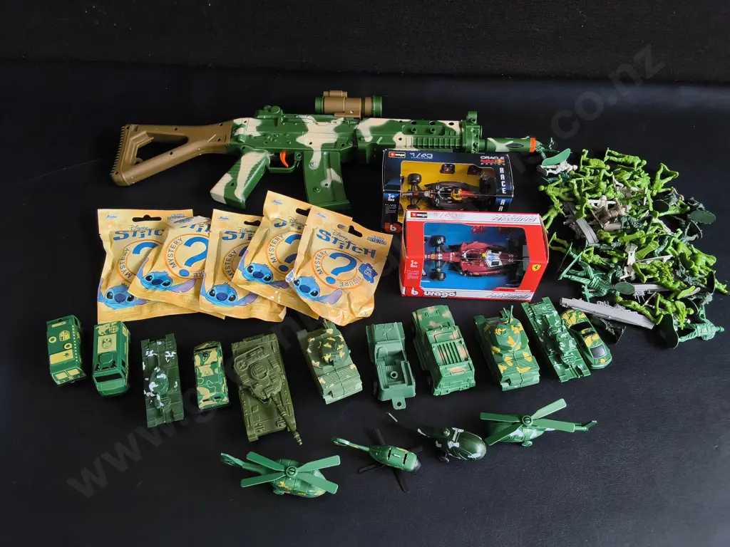 MIX OF TOYS Image 1++