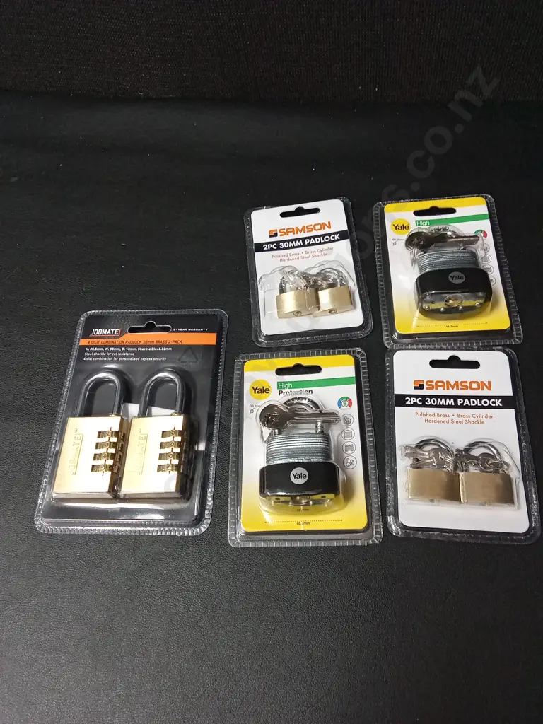 BRAND NEW LOCKS Image 1++