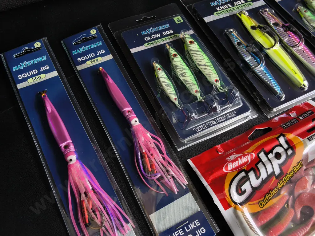 7 PIECES BRAND NEW FISHING EQUIPMENT Image 1++