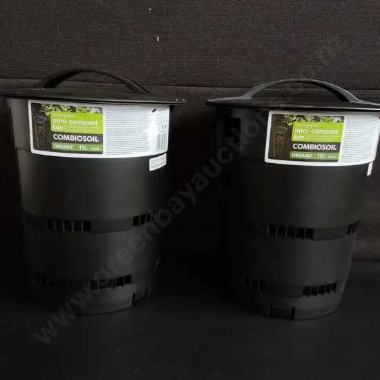 2 BRAND NEW UNDERGROUND MINI-COMPOST BINS 11L