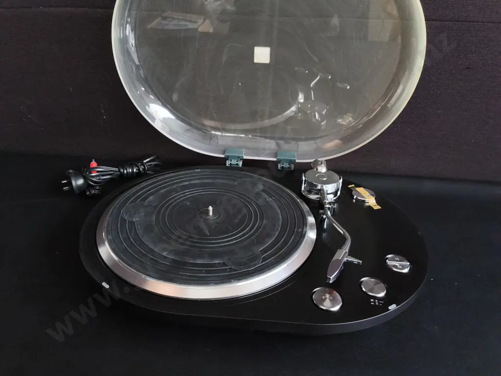 DSE OVAL USB TURNTABLE VINYL RECORD PLAYER, WORKING Image 1++