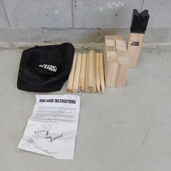 KIWI KUBB GAME SET