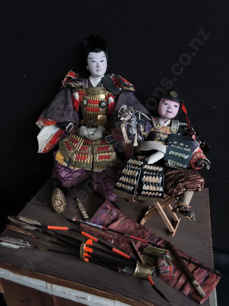 ANTIQUE JAPANESE MUSHA NINGYŌ WARRIOR DOLLS, EMPEROR ŌJIN SET, TAISHŌ PERIOD, DATED 1920 Image 1++