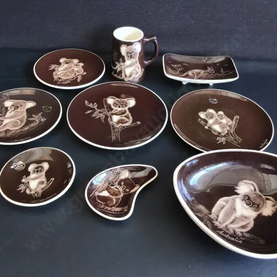 VINTAGE 9 PIECE THE LITTLE SYDNEY POTTERY AUSTRALIANA KOALA CERAMIC SET, LILO PAKULSKI, TALLEST H 10 CM
