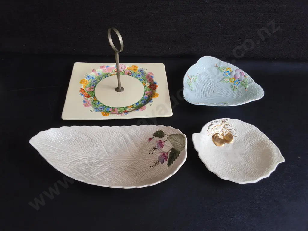VINTAGE MID CENTURY CERAMICS, CROWN DEVON, AND ROYAL STAFFORDSHIRE, 4 PIECES, WIDEST W 25.5 CM Image 1++