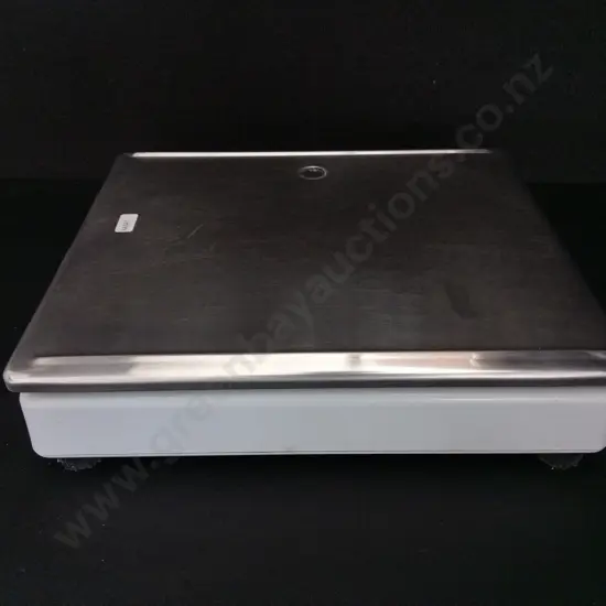 UNTESTED DIGITAL WEDDERBURN WEIGHING SCALE (NO DISPLAY OR CORD), MODEL DS-983C