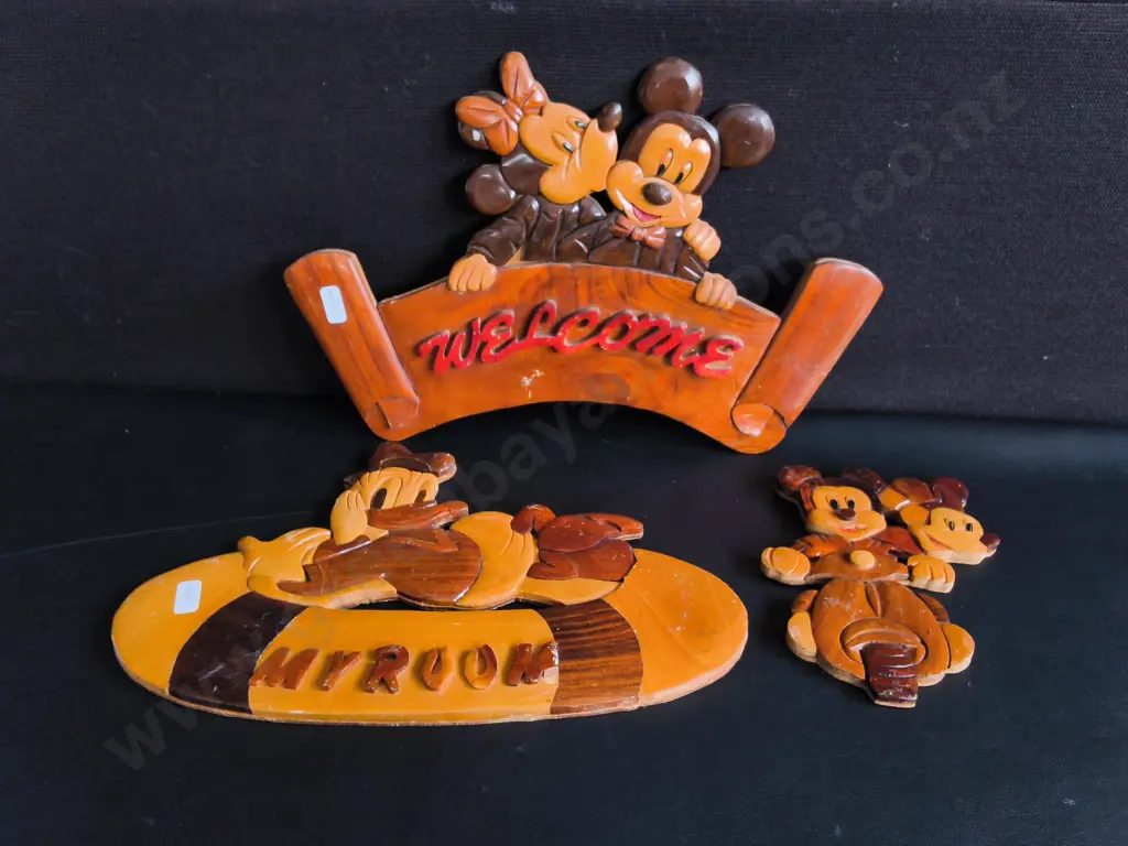 VINTAGE DISNEY WOOD INTARSIA WALL PLAQUE SIGNS, 3 PIECES, WIDEST W 41 CM Image 1++