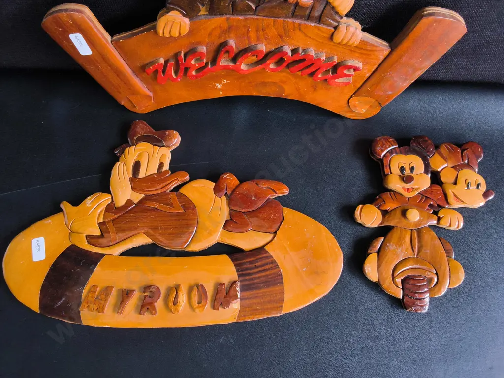 VINTAGE DISNEY WOOD INTARSIA WALL PLAQUE SIGNS, 3 PIECES, WIDEST W 41 CM Image 1++