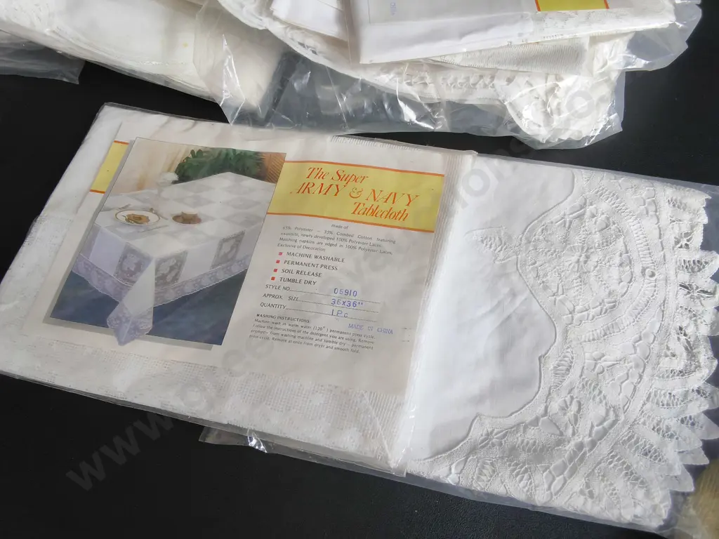 COLLECTION OF BRAND NEW TABLECLOTHS, PACKAGED Image 1++