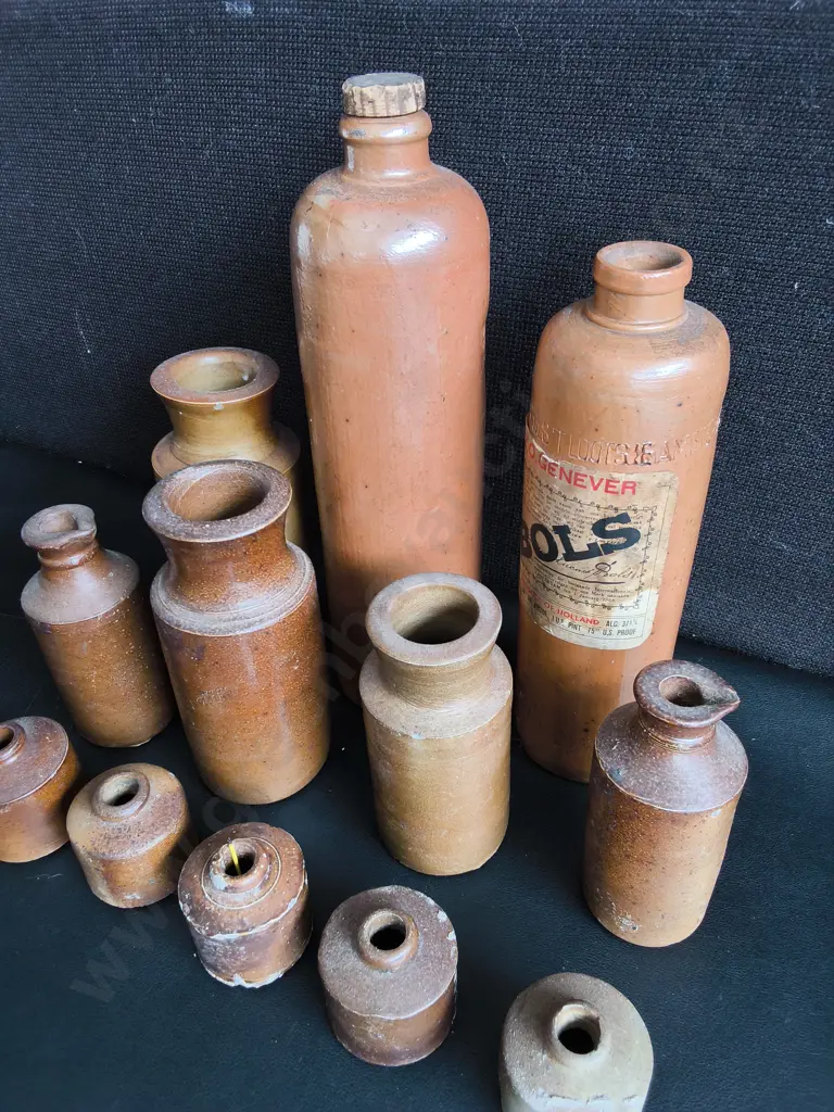 COLLECTION OF 12 ANTIQUE SALT GLAZED STONEWARE BOTTLES AND INKWELLS, TALLEST H 29 CM Image 1++