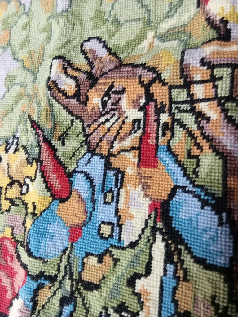 THE WORLD OF BEATRIX POTTER NEEDLEPOINT ARTWORK H59CM Image 1++