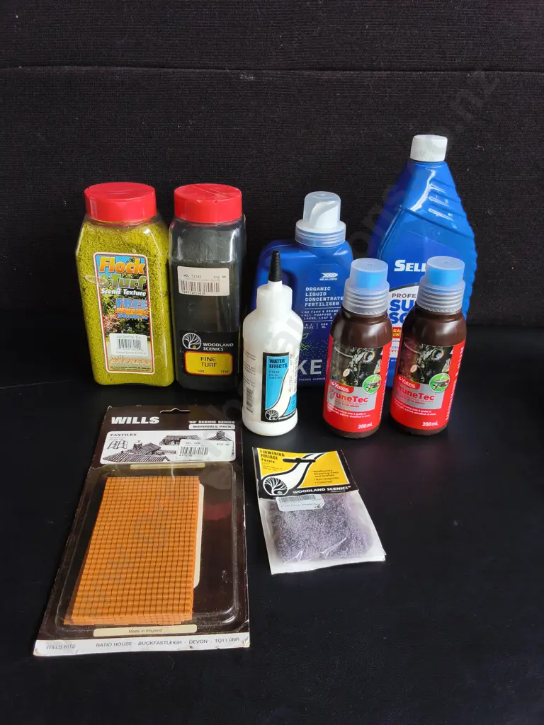 BRAND NEW MODEL SCENERY MATERIALS AND GARDEN CARE PRODUCTS Image 1++