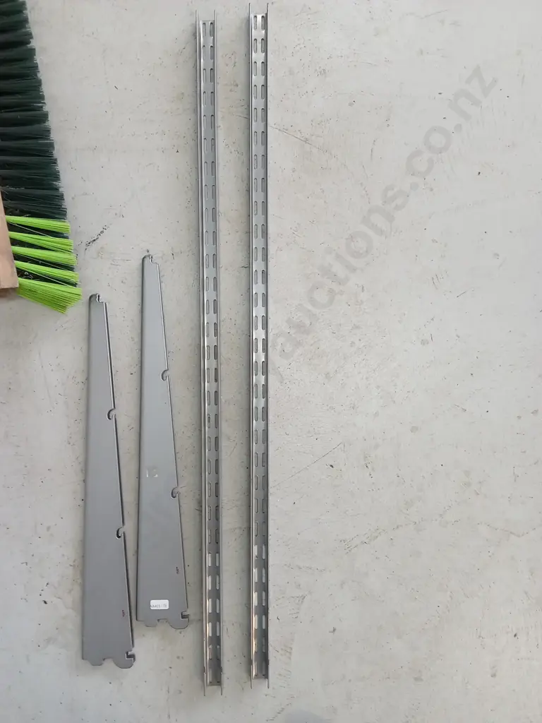 GARDEN BROOM AND ELFA SHELVING BRAKETS, H 93CM, D 50CM Image 1++