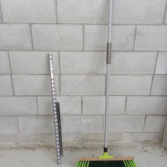 GARDEN BROOM AND ELFA SHELVING BRAKETS, H 93CM, D 50CM