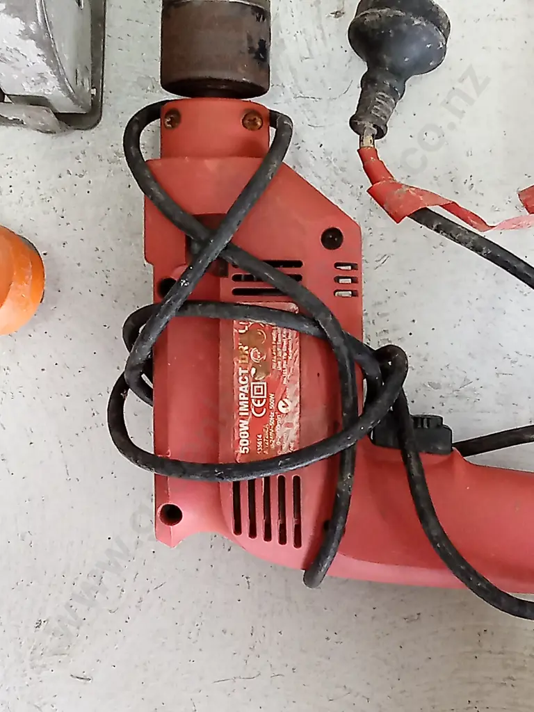 WORKING POWER TOOLS (SKILL SAW MISSING BLADE) Image 1++