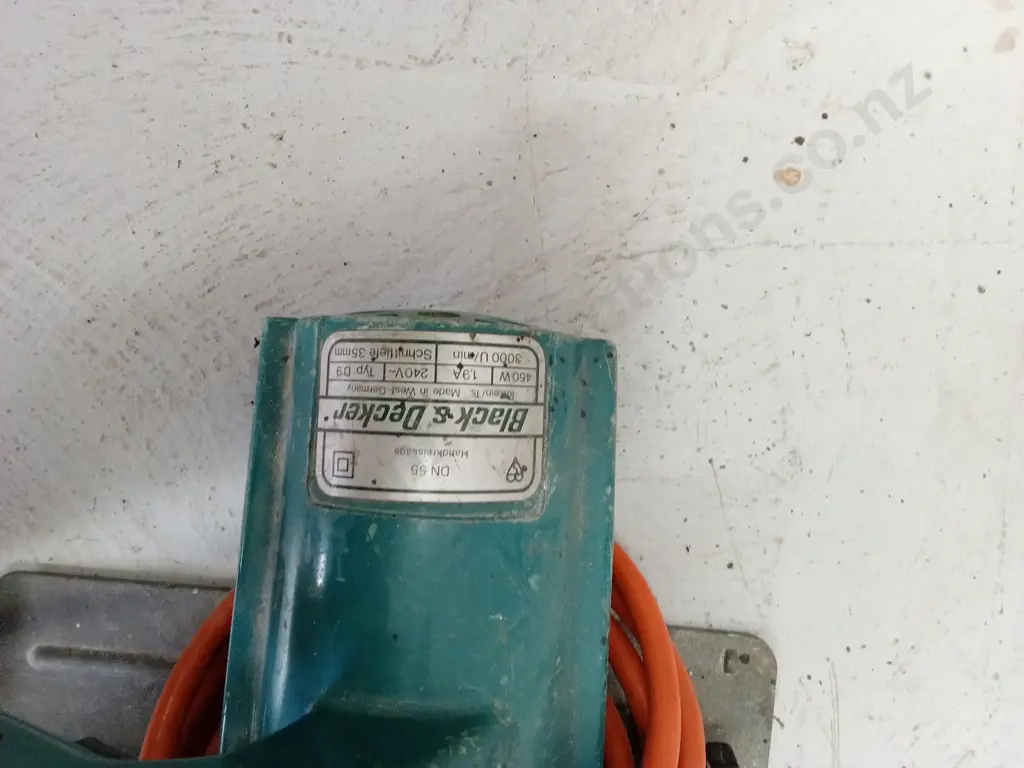 WORKING POWER TOOLS (SKILL SAW MISSING BLADE) Image 1++