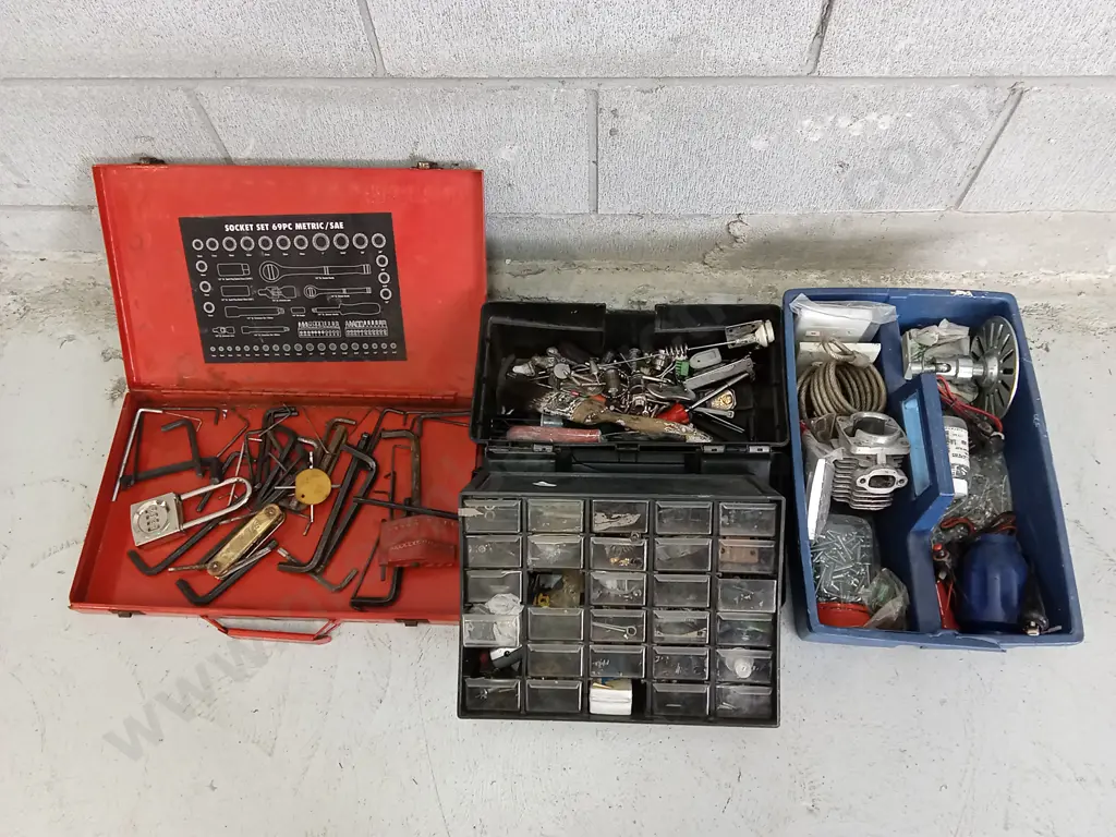 ASSORTMENT OF TOOLS IN BOXES Image 1++