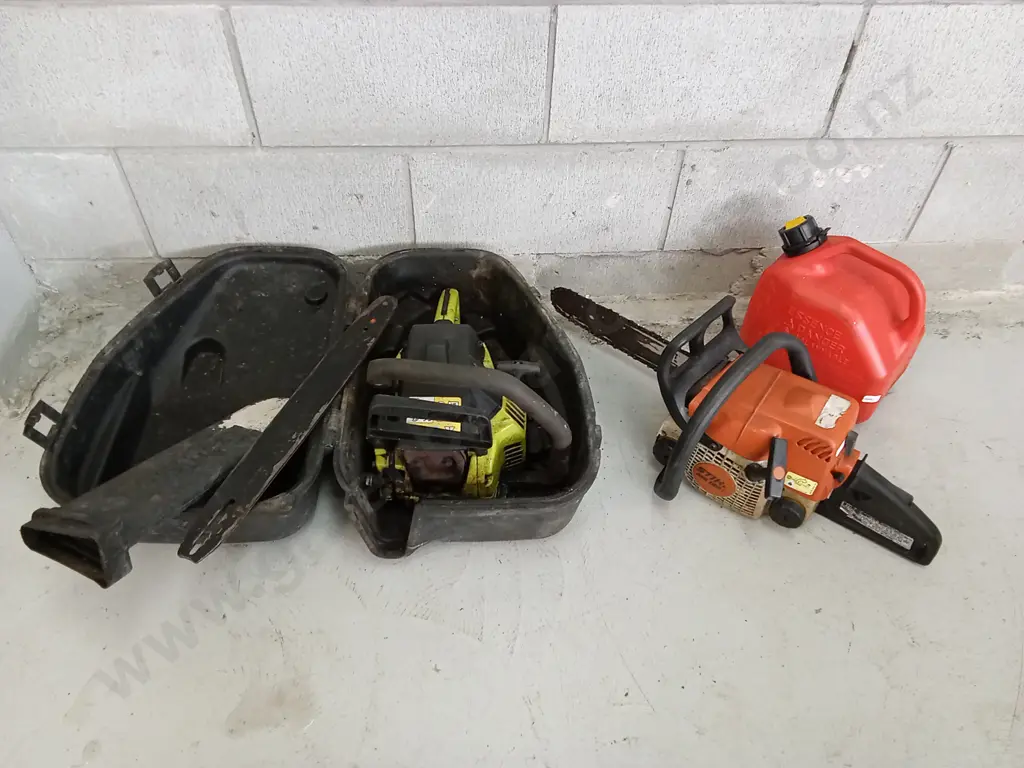 STIHL MS 180C PETROL CHAINSAW AND 2ND CHAINSAW IN CASE WITH PETROL JERRY CAN Image 1++