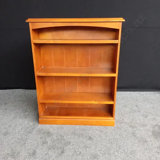 WOODEN OPEN BOOKSHELF