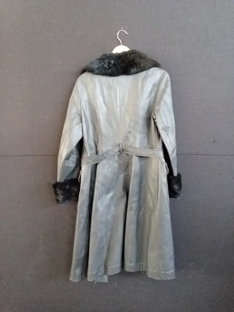 SUEDE & LEATHER CRAFT LIMITED LEATHER TRENCHCOAT Image 1++