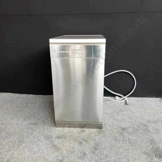 SMEG DISHWASHER