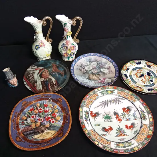 DECORATIVE ITEMS