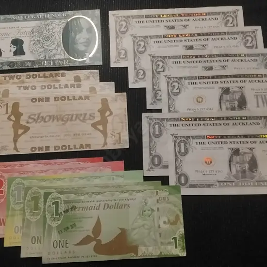VARIOUS NOVELTY NOTES NOT LEGAL TENDER SHOWGIRLS, MERMAIDS, FEMME FATALE AND THE WHITEHOUSE