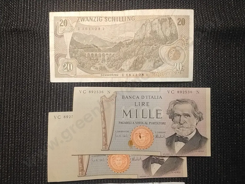 1 X 1967 AUSTRIAN 20 SCHILLING BANK NOTE AND 4X ITALIAN 1000 LIRE NOTES Image 1++
