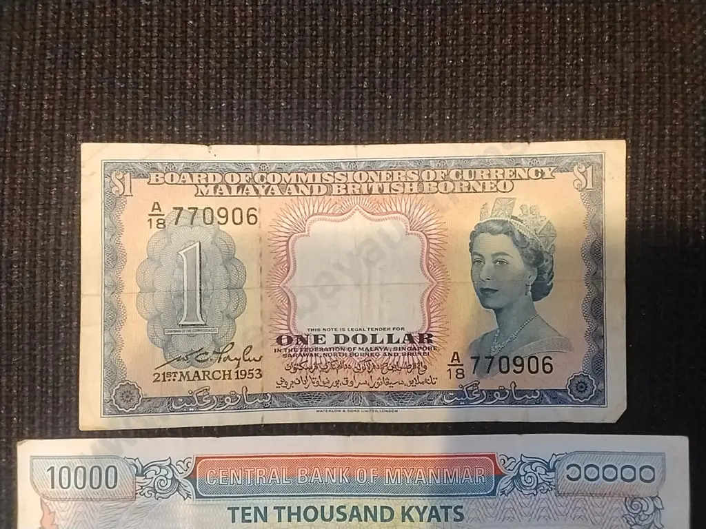 2 X MYNMAR 10000 KYAT BANK NOTES FROM 2012 SERIES PLUS 1 X 1953 MALAYA AND BRITISH BORNEO 1 DOLLAR NOTE Image 1++