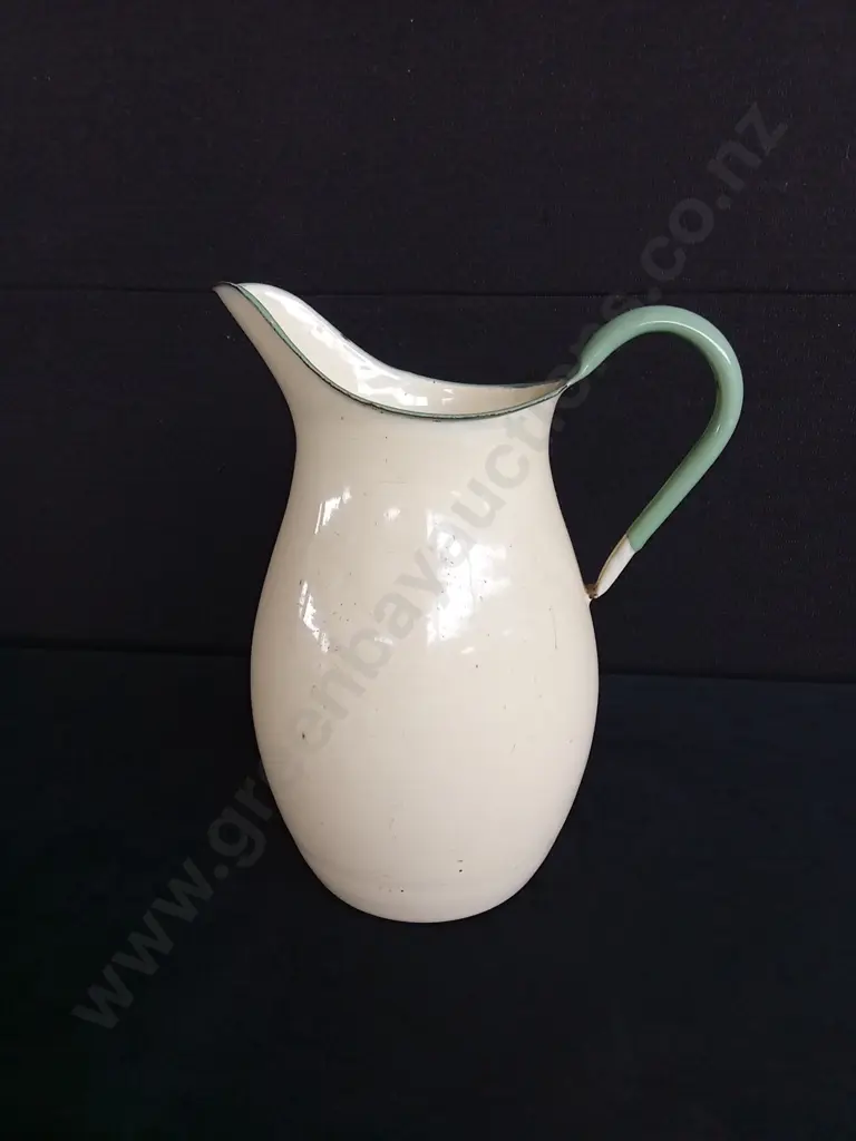 VINTAGE BARET WARE ART GRACE SERVING TRAY AND VINTAGE KOCKUMS ENAMEL WATER PITCHER Image 1++