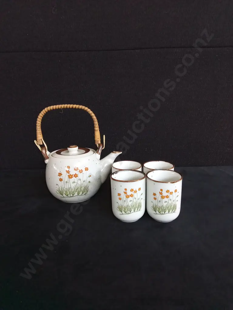 VINTAGE JAPANESE CERAMIC TEA SET Image 1++