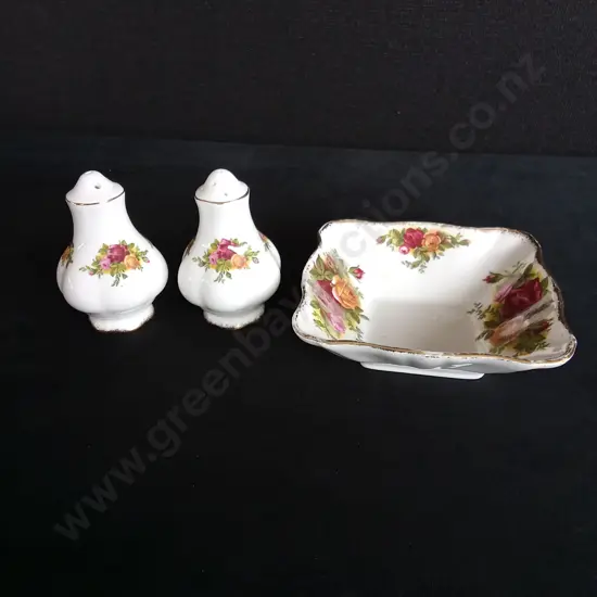 ROYAL ALBERT SERVING PLATTERS AND SALT AND PEPPER SHAKERS