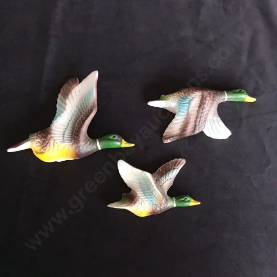 SET OF 3 FLYING MALLARD DUCK WALL PLAQUES