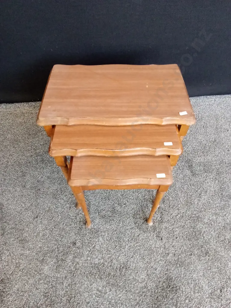 WOODEN NESTING TABLES Image 1++