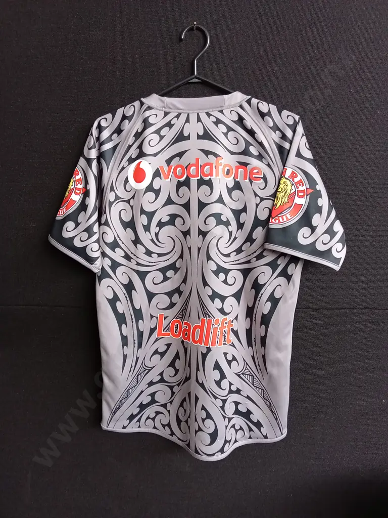 2012 NEW ZEALAND WARRIORS SIGNED HERITAGE RUGBY LEAGUE SHIRT SIZE M WITH TAGS Image 1++