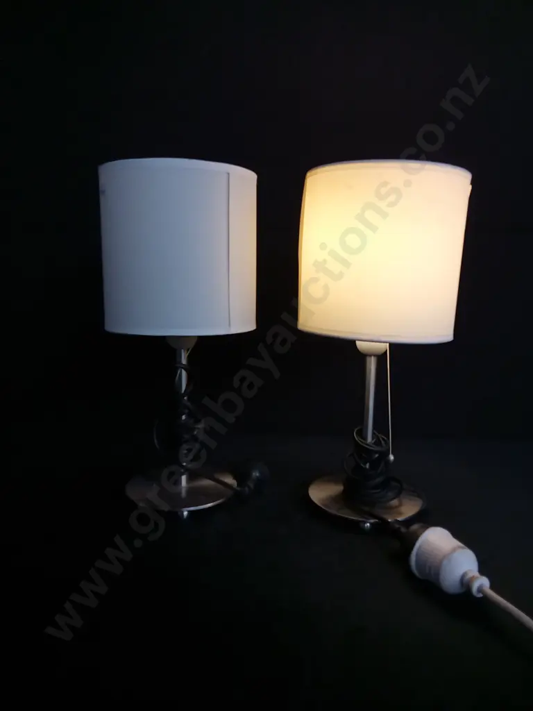 TABLE LAMPS X 2 (WORKING) Image 1++
