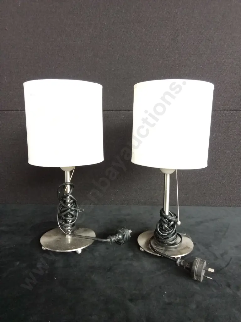 TABLE LAMPS X 2 (WORKING) Image 1++