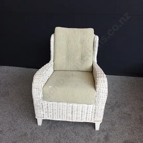 WICKER OUTDOOR ARMCHAIR H97CM L72CM D90CM